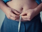 Eating higher calories from protein can help control weight because it keeps people fuller for longer Eating higher calories from protein can help control weight because it keeps people fuller for longer