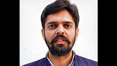 arn Taran district Youth Congress president Kanwarpreet Singh, alias Harman Sekhon (pic), and his five aides have been evading arrest for the past two days in the murder case of Gurpreet Singh, alias Gopi, said police. arn Taran district Youth Congress president Kanwarpreet Singh, alias Harman Sekhon (pic), and his five aides have been evading arrest for the past two days in the murder case of Gurpreet Singh, alias Gopi, said police.