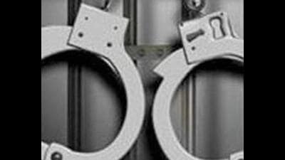 Leaders of over 12 farmers’ organisation met the senior police officials in Ludhiana and alleged that the accused DSP was misusing his powers and delaying his arrest (Representative Photo/HT Files) Leaders of over 12 farmers’ organisation met the senior police officials in Ludhiana and alleged that the accused DSP was misusing his powers and delaying his arrest (Representative Photo/HT Files)