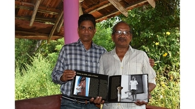 Fernandes (L), seen here with traditional painter Mario Ratos from Benaulim, quit his construction business 18 years ago to tour Goa’s villages and pursue his passion for photography. He has since published seven books showcasing his work. Ratos featured in his 2015 book, Traditional Occupations of Goa. (Photo courtesy Pantaleão Fernandes) Fernandes (L), seen here with traditional painter Mario Ratos from Benaulim, quit his construction business 18 years ago to tour Goa’s villages and pursue his passion for photography. He has since published seven books showcasing his work. Ratos featured in his 2015 book, Traditional Occupations of Goa. (Photo courtesy Pantaleão Fernandes)