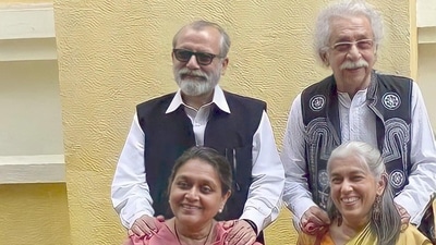 Pankaj Kapur, Supriya Pathak, Naseeruddin Shah and Ratna Pathak Shah at Sanah Kapur's wedding. Pankaj Kapur, Supriya Pathak, Naseeruddin Shah and Ratna Pathak Shah at Sanah Kapur's wedding.