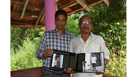 Fernandes (L), seen here with traditional painter Mario Ratos from Benaulim, quit his construction business 18 years ago to tour Goa’s villages and pursue his passion for photography. He has since published seven books showcasing his work. Ratos featured in his 2015 book, Traditional Occupations of Goa.&nbsp;(Photo courtesy Pantaleão Fernandes)