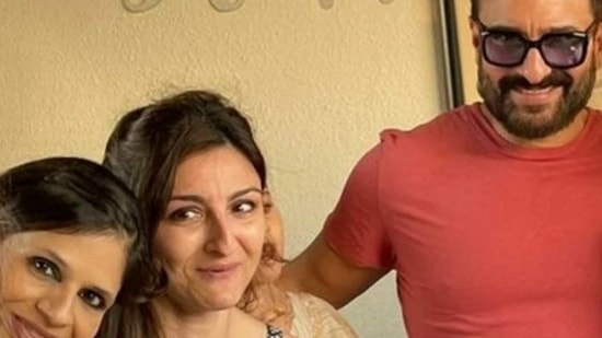 The Pataudi siblings posing together at Saif's son Jehangir's birthday bas recently.