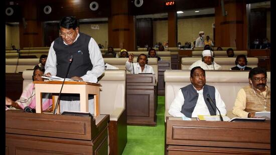 Jharkhand finance minister Dr Rameshwar Oraon presents the budget for the financial year 2022-2023 at the state assembly, in Ranchi on Thursday. (ANI)
