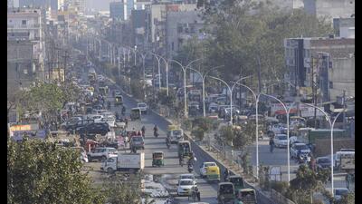 An elevated road is being built at Bhangel in Noida over Dadri road (in pic). (HT archive)