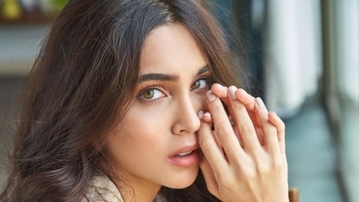 To ace the comfy chic vibe, Sharvari left her luscious tresses open down her back in mid-parted hairstyle and amplified the glam quotient with a dab of pink lipgloss that matched her eyeshadow tint, rosy blushed and highlighted cheeks, mascara-laden eyelashes and filled-in eyebrows. (Instagram/sharvari) To ace the comfy chic vibe, Sharvari left her luscious tresses open down her back in mid-parted hairstyle and amplified the glam quotient with a dab of pink lipgloss that matched her eyeshadow tint, rosy blushed and highlighted cheeks, mascara-laden eyelashes and filled-in eyebrows. (Instagram/sharvari)