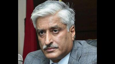 The Punjab and Haryana high court had on Thursday extended till April 20 the stay on the arrest of former DGP Sumedh Singh Saini (above) in all cases against him or likely to be registered, except the murder of Balwant Singh Multani as it’s pending before the Supreme Court. (HT file photo)