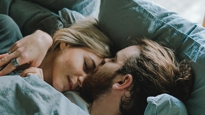 Hygiene tips: Here's how to lead healthy and safe sexual life, reduce STI spread (Photo by Toa Heftiba on Unsplash) Hygiene tips: Here's how to lead healthy and safe sexual life, reduce STI spread (Photo by Toa Heftiba on Unsplash)