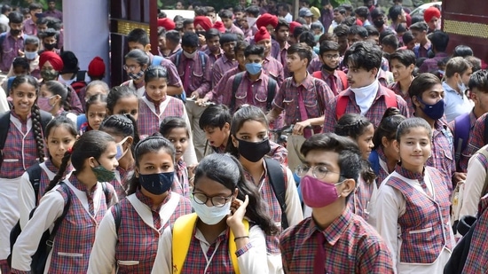 Board Exams 2022 Live Updates: CBSE, CISCE time table, admit cards, date sheet Board Exams 2022 Live Updates: CBSE, CISCE time table, admit cards, date sheet