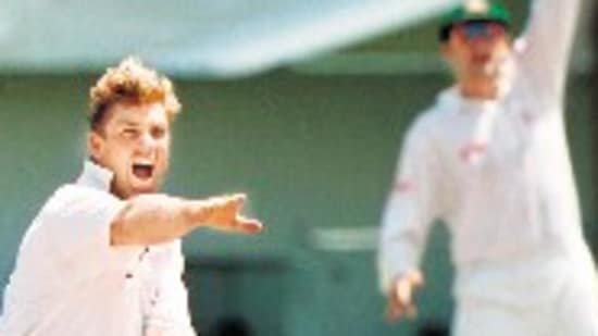 Shane Warne appealing for a wicket.
