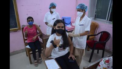 Thane Municipal Corporation has vaccinated against Covid 88% with the first dose and 70% with both the doses for the 15-18 years age group (PRAFUL GANGURDE/HT PHOTO)