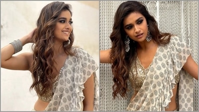 Keerthy Suresh is 'being Kalaavathi' in ₹56k ruffle saree: See stunning pics from Sarkaru Vaari Paata song Keerthy Suresh is 'being Kalaavathi' in ₹56k ruffle saree: See stunning pics from Sarkaru Vaari Paata song