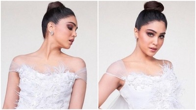 In the end, a sleeked back high bun, smoky eye shadow with blush pink accents, glossy mauve lip shade, beaming highlighter on the cheeks, dewy base make-up and mascara-adorned lashes rounded off the glam picks. (Instagram/@sharvari)