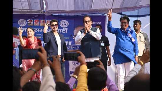 BSP leader Satish Chandra Mishra at a public meeting in Sonbhadra on Saturday. (HT Photo)