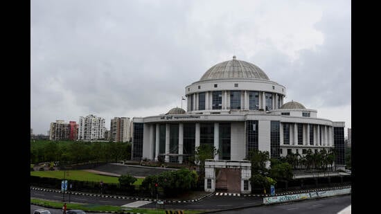 Navi Mumbai Municipal Corporation has got the administrative approval to get an artificial astro-turf hockey ground at Vashi Sector 10. (HT PHOTO)