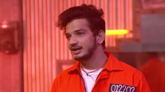 Munawar Faruqui recalled his experience in a real jail on reality show Lock Upp. Munawar Faruqui recalled his experience in a real jail on reality show Lock Upp.