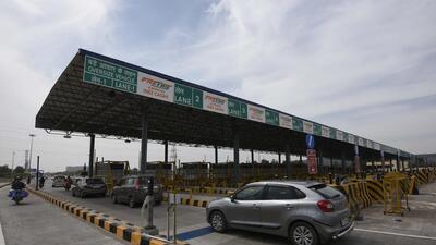 A mahapanchayat said that locals have agricultural farms, shops, businesses and families living in a number of villages along the 19-km-long Sohna Road and demanded complete exemption from toll. (Parveen Kumar/HT PHOTO) A mahapanchayat said that locals have agricultural farms, shops, businesses and families living in a number of villages along the 19-km-long Sohna Road and demanded complete exemption from toll. (Parveen Kumar/HT PHOTO)