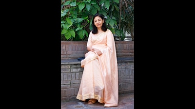 Deepti Naval talks about her tryst with art, at a group exhibition in Delhi wherein one of her works was displayed. (Photo: Shantanu Bhattacharya/HT) Deepti Naval talks about her tryst with art, at a group exhibition in Delhi wherein one of her works was displayed. (Photo: Shantanu Bhattacharya/HT)