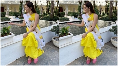 Disha glammed up her traditional ensemble with minimal make-up picks featuring mauve lip shade, dewy base, kohl-clad eyes, sleek eyeliner, mascara-adorned lashes, rosy tint on the cheeks, and on-fleek brows. (Instagram/@dishaparmar) Disha glammed up her traditional ensemble with minimal make-up picks featuring mauve lip shade, dewy base, kohl-clad eyes, sleek eyeliner, mascara-adorned lashes, rosy tint on the cheeks, and on-fleek brows. (Instagram/@dishaparmar)