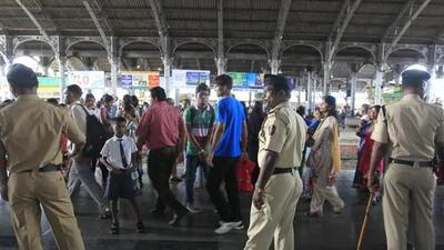 The Government Railway Police (GRP) has tied up with a private mobile service provider to revamp the helpline to make it more victim friendly and reduce the response time. (File/HT) The Government Railway Police (GRP) has tied up with a private mobile service provider to revamp the helpline to make it more victim friendly and reduce the response time. (File/HT)
