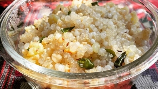 Rujuta Diwekar shares 6 amazing benefits of Sabudana Khichdi, calls it superfood for women: Read more details