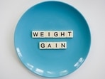 “We found that the small change approach was not more effective than monitoring alone in preventing weight gain at 2 or 3 years in adults with overweight or obesity.” “We found that the small change approach was not more effective than monitoring alone in preventing weight gain at 2 or 3 years in adults with overweight or obesity.”