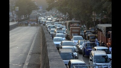 The Pune Municipal Corporation (PMC) had shut all operations of the Gadital flyover since February 5. Residents have complained of traffic congestion. (HT FILE PHOTO)