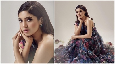 Bhumi Pednekar's outfit is from the clothing line Gauri & Nainika and costs <span class='webrupee'>₹</span>48k, according to the official website of the brand. (Instagram/@bhumipednekar) Bhumi Pednekar's outfit is from the clothing line Gauri & Nainika and costs <span class='webrupee'>₹</span>48k, according to the official website of the brand. (Instagram/@bhumipednekar)