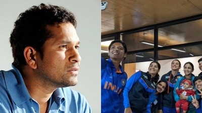 Sachin Tendulkar reacts to viral image of Indian team clicking selfie with Bismah Maroof and her baby girl Sachin Tendulkar reacts to viral image of Indian team clicking selfie with Bismah Maroof and her baby girl