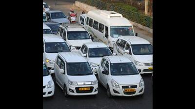 The license is meant for taxis under the Mumbai Taxi Rules which make it mandatory for cabs (black and yellow taxi) service providers to be authorised by the concerned authority (transport department) to provide such services. (Parveen Kumar/Hindustan Times) The license is meant for taxis under the Mumbai Taxi Rules which make it mandatory for cabs (black and yellow taxi) service providers to be authorised by the concerned authority (transport department) to provide such services. (Parveen Kumar/Hindustan Times)