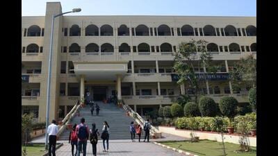 In Maharashtra, private colleges have now come forward expressing willingness to accommodate these students, one such being MIT college. (HT FILE PHOTO)