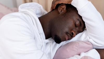 Physical rest: Taking a short nap can energise you, reduce fatigue and help you stay alert. It is important to unwind, relax and not let the stress accumulate. One can practice relaxation exercises before going to bed for releasing stress. (Pexels) Physical rest: Taking a short nap can energise you, reduce fatigue and help you stay alert. It is important to unwind, relax and not let the stress accumulate. One can practice relaxation exercises before going to bed for releasing stress. (Pexels)