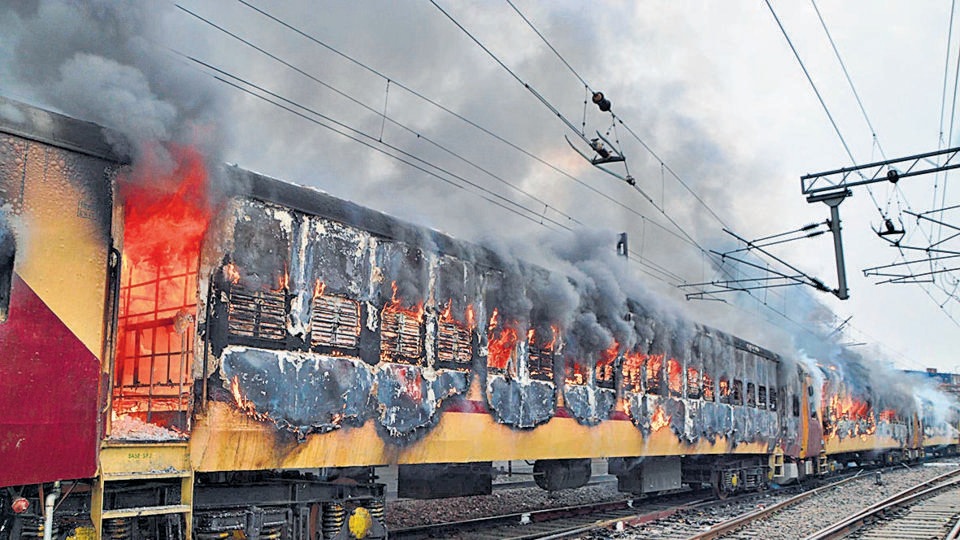 Protestors had set empty coaches of a train on fire, at Gaya railway station in Bihar on January 26. (HT file photo) Protestors had set empty coaches of a train on fire, at Gaya railway station in Bihar on January 26. (HT file photo)