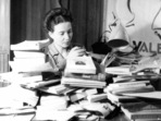 Simone de Beauvoir at her desk in 1945(akg-images/Denise Bellon ) Simone de Beauvoir at her desk in 1945(akg-images/Denise Bellon )