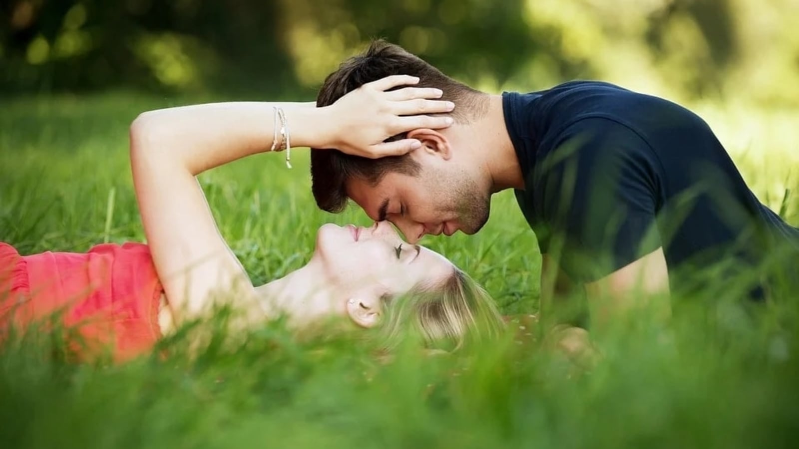 How to build a healthy and honest relationship? Expert offers insights