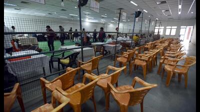Preparations are underway for the counting of votes on March 10, at the wholesale flower market in Noida’s Sector 88 on Tuesday. (Sunil Ghosh/HT) Preparations are underway for the counting of votes on March 10, at the wholesale flower market in Noida’s Sector 88 on Tuesday. (Sunil Ghosh/HT)