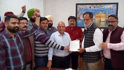 The mayor, after speaking to police commissioner Gurpreet Bhullar, assured the Ludhiana MC employees that an FIR would be lodged against the building owner. (Representative Image/HT )