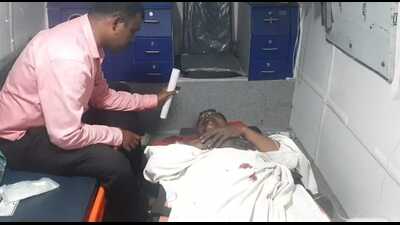 One of the police constables who were injured after explosives that were being disposed of suddenly exploded in Mahad MIDC area on Tuesday evening. (HT PHOTO)