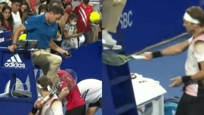 Alexander Zverev smashes his racquet repeatedly on the umpire's chair (Screengrab) Alexander Zverev smashes his racquet repeatedly on the umpire's chair (Screengrab)