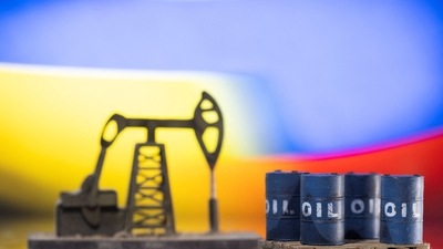If the U.S. acts alone in banning imports of Russian oil and refined products, the impact on Moscow would likely be minimal. (File photo- Reuters) If the U.S. acts alone in banning imports of Russian oil and refined products, the impact on Moscow would likely be minimal. (File photo- Reuters)