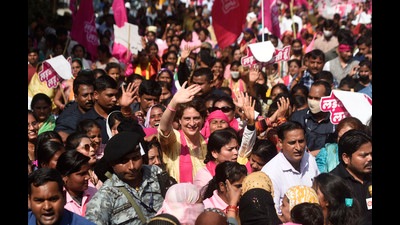Congress general secretary Priyanka Gandhi Vadra takes part in a ‘Ladki Hoon Lad Sakti Hoon’ march on the occasion of International Women’s day, in Lucknow on Tuesday. (Deepak Gupta/HT photo)