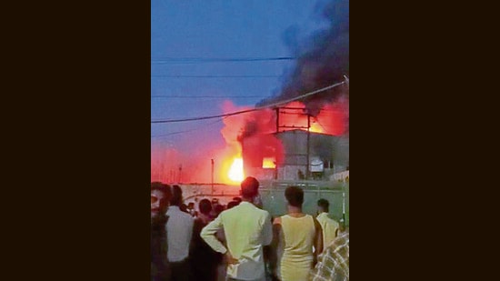 In June 2019 too, a major fire had broken out in one of the buildings of Garg acrylics. No casualty was reported. (Representative Image/HT File)