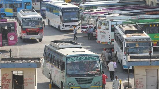The government sanctioned and released the grant on February 11 on the precondition that the PRTC should first clear its road tax which has not been paid for over a decade. (HT File Photo/ Representational image)