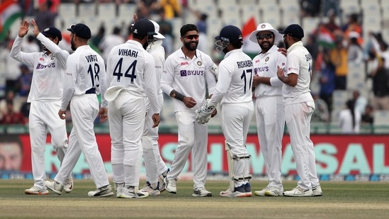 Mohali, Mar 06 (ANI): India's Ravindra Jadeja celebrates the dismissal of Sri Lanka's Suranga Lakmal on the 3rd day of the first test match between India and Sri Lanka, at PCA Stadium, in Mohali on Sunday. (ANI Photo)
(Surjeet Kumar)