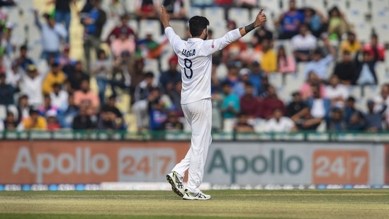 Ravindra Jadeja celebrates the wicket of Sri Lanka's Lasith Embuldeniya during the 3rd day of the 1st cricket test match between India and Sri Lanka, at IS Bindra PCA Stadium, in Mohali, Sunday, March 6, 2022(PTI)