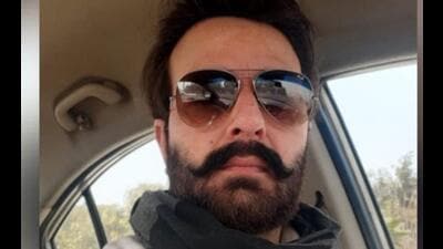 Karamjit Singh will be facing an inquiry after a charge sheet under Rule 8 of the Punjab Civil Services Rules, said Mohali district education officer (primary) Sushil Nath. (HT)
