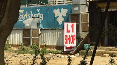 Gurugram has about 282 liquor shops, mostly in prime locations. Many store owners said they suffered losses over the past two years due to the pandemic and hope to make good now. (Vipin Kumar/HT Photo) Gurugram has about 282 liquor shops, mostly in prime locations. Many store owners said they suffered losses over the past two years due to the pandemic and hope to make good now. (Vipin Kumar/HT Photo)