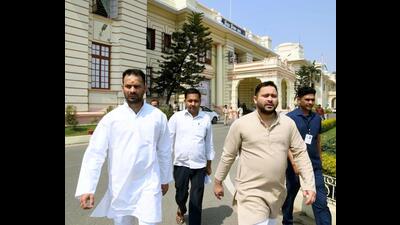 RJD leaderTejashwi Yadav on his way to the Bihar assembly on Wednesday. (Santosh Kumar/HT Photo)