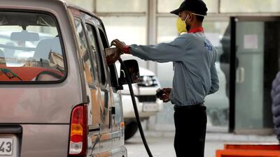 As a country dependent on imported oil — around 75% of its annual demand comes from outside — India’s immediate- and medium-term response will decide its economic trajectory. (HT Photo)