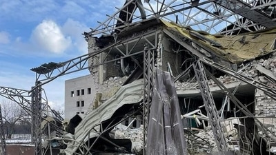 A view of a destroyed hospital building, amid Russia's ongoing invasion of Ukraine, in Izyum, Ukraine. (VOLODYMYR MATSOKIN via REUTERS)